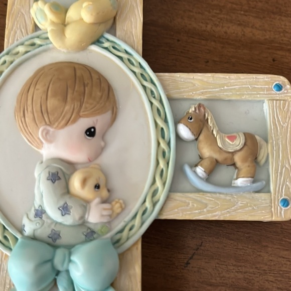 Vintage Precious Moments Children's Cross Baptism Christening Gift Nursery Faith - Picture 7 of 10